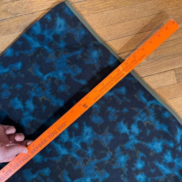 Eddie Bauer T Snap Printed Fleece - Picture 7 of 7